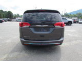 Used 2017 Chrysler Pacifica Touring-L Plus w/ Advanced Safetytec Group image 6