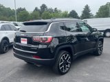 Used 2018 Jeep Compass Limited image 5