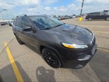 Used 2015 Jeep Cherokee Latitude w/ Cold Weather Group image 2