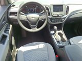 Used 2020 Chevrolet Equinox LT image 2