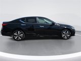 Used 2022 Nissan Altima 2.5 SV image 2