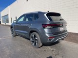 New 2025 Volkswagen Taos SE image 3