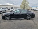 Used 2022 Toyota Camry SE image 4