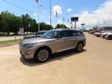 Used 2020 Lincoln Aviator Reserve w/ Elements Package Plus image 2