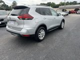 Used 2019 Nissan Rogue SV image 5