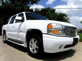 Used 2005 GMC Yukon XL Denali image 3