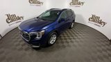 Used 2022 GMC Terrain SLE w/ Driver Convenience Package image 4