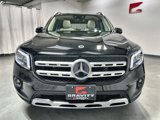Used 2021 Mercedes-Benz GLB 250 4MATIC w/ Premium Package image 2
