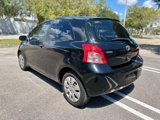 Used 2007 Toyota Yaris 2-Door Hatchback image 6