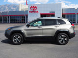 Used 2017 Jeep Cherokee Trailhawk image 6