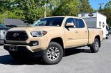 Used 2017 Toyota Tacoma SR5 image 3