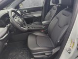 New 2025 Jeep Compass Latitude image 4
