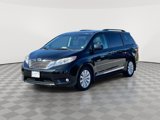 Used 2017 Toyota Sienna XLE Premium image 3