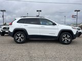 Used 2016 Jeep Cherokee Trailhawk w/ Comfort/Convenience Group image 5