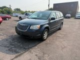 Used 2008 Chrysler Town & Country Touring w/ Trailer Tow Group image 2