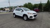 Used 2022 Chevrolet Trax LT w/ LT Convenience Package image 3