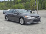 Used 2020 Toyota Camry XLE image 2