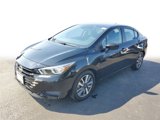Used 2023 Nissan Versa SV image 3