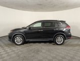 Used 2018 Nissan Rogue SV image 3