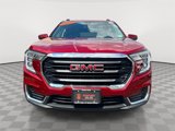 Used 2022 GMC Terrain SLE w/ Driver Convenience Package image 2
