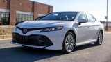 Used 2018 Toyota Camry LE image 2