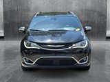 Used 2020 Chrysler Pacifica Limited image 2