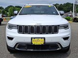 Certified 2022 Jeep Grand Cherokee Limited w/ Trailer Tow Group IV image 2