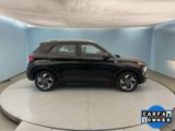 Used 2024 Hyundai Venue SEL image 3