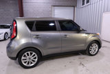 Used 2017 Kia Soul + image 5