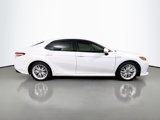 Used 2018 Toyota Camry XLE w/ Audio Package image 3