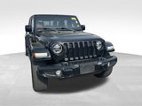 Used 2021 Jeep Gladiator Overland image 3