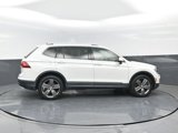 Used 2020 Volkswagen Tiguan SEL w/ 3rd Row Seat Package image 3