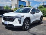 Used 2024 Chevrolet Trax RS w/ Sunroof Package image 3