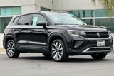 Certified 2024 Volkswagen Taos SE image 2