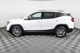 Used 2022 GMC Terrain SLT w/ Infotainment Package II image 2
