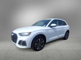 Used 2022 Audi Q5 2.0T Premium w/ Convenience Package image 4