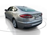 Used 2020 Ford Fusion SE image 2