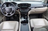 Used 2019 Honda Pilot Touring image 2