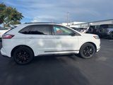 Certified 2024 Ford Edge SE w/ Black Appearance Package image 4