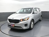Used 2018 Kia Sedona L image 3