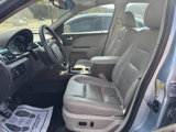 Used 2009 Ford Taurus SEL image 4