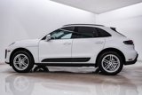 Used 2024 Porsche Macan image 2