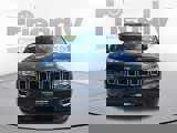 Used 2020 Jeep Grand Cherokee Laredo image 2