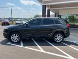 Used 2015 Jeep Cherokee Limited w/ Luxury Group image 3