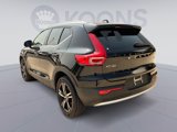 Certified 2023 Volvo XC40 B5 Plus image 4