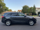 Used 2017 Kia Sorento LX w/ LX Convenience Package image 6