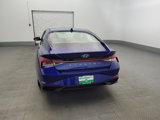 Used 2022 Hyundai Elantra SE image 6