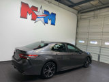 Used 2019 Toyota Camry SE image 3