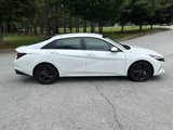 Used 2022 Hyundai Elantra SEL w/ Convenience Package image 4