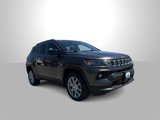 Used 2023 Jeep Compass Latitude image 2